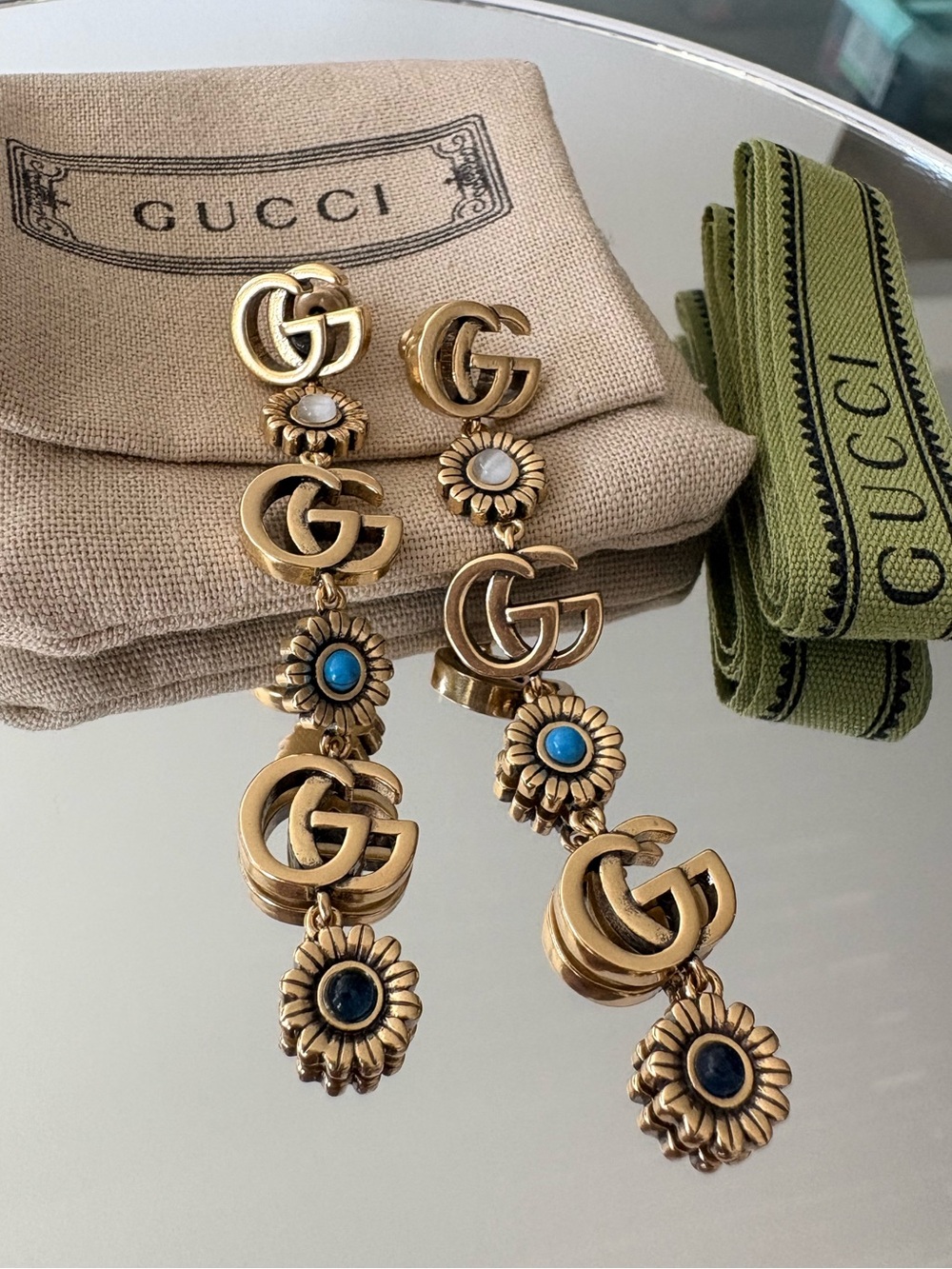 Gucci Daisy Dangle Earrings